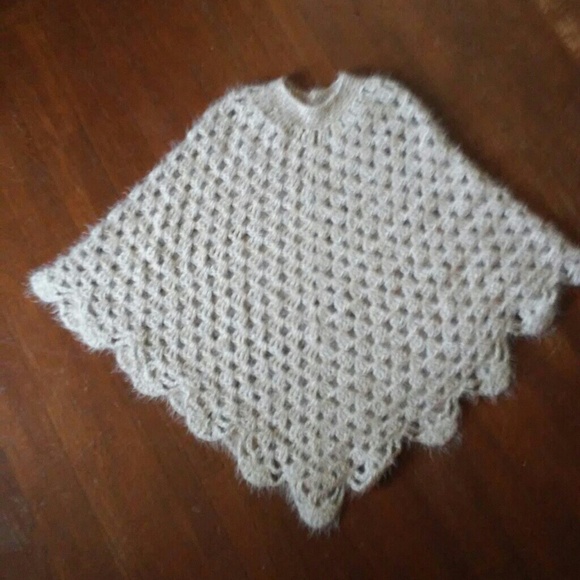 Poncho handmade beige - Picture 6 of 6